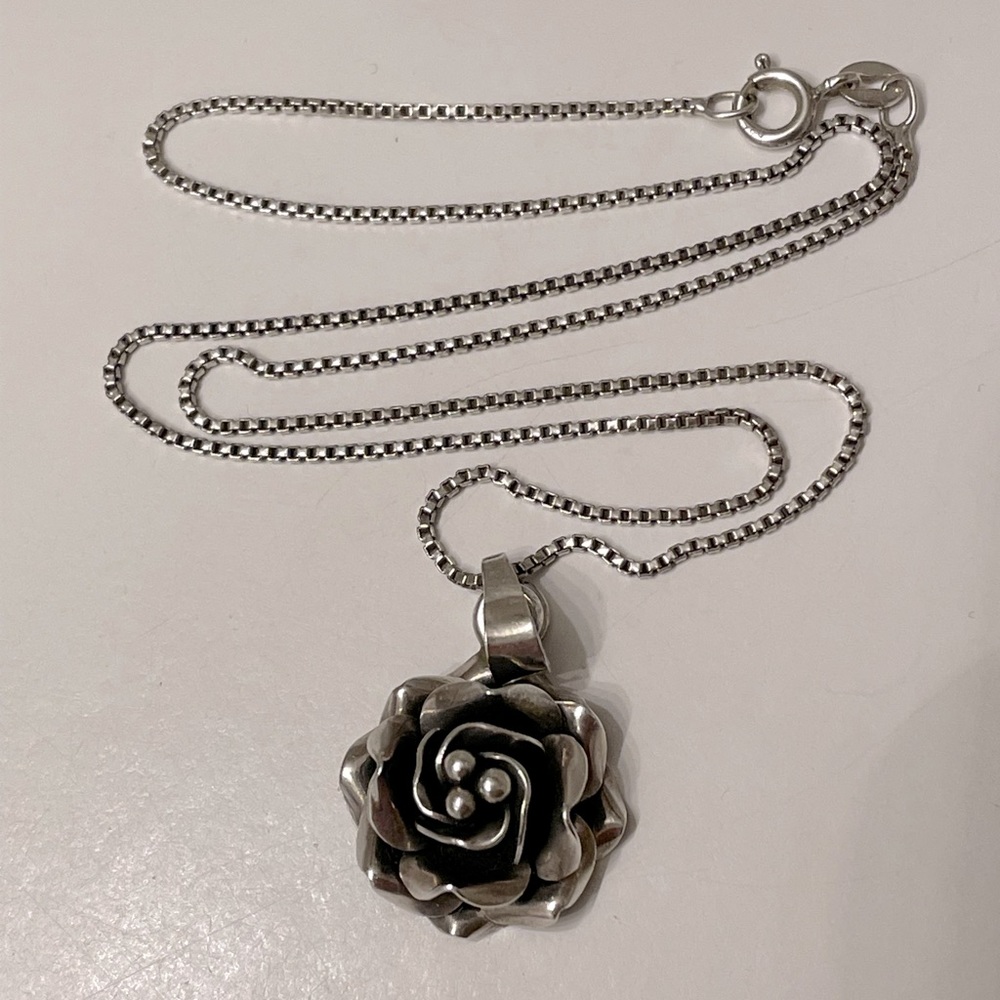 Sterling Silver Rose Necklace 16”